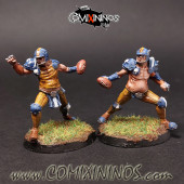 Humans - Set of 2 Fat Bastards Human Throwers - Meiko Miniatures